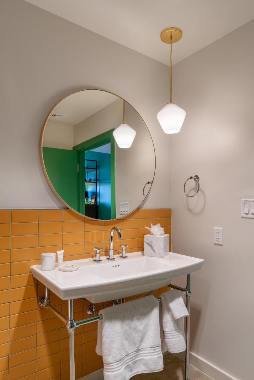 The Ruby Hotel Round Rock Extérieur photo