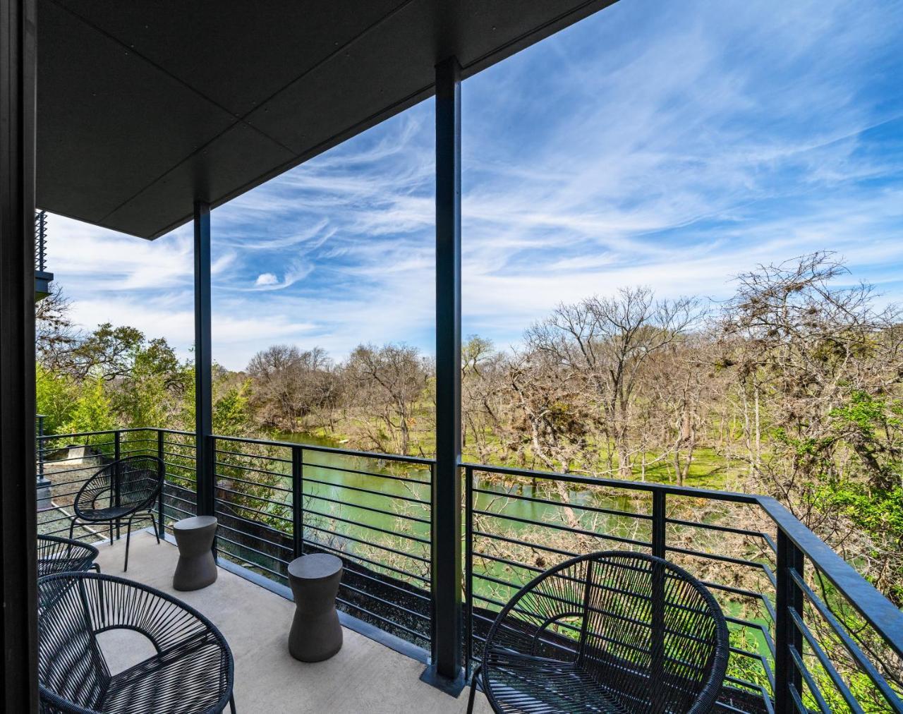 The Ruby Hotel Round Rock Extérieur photo