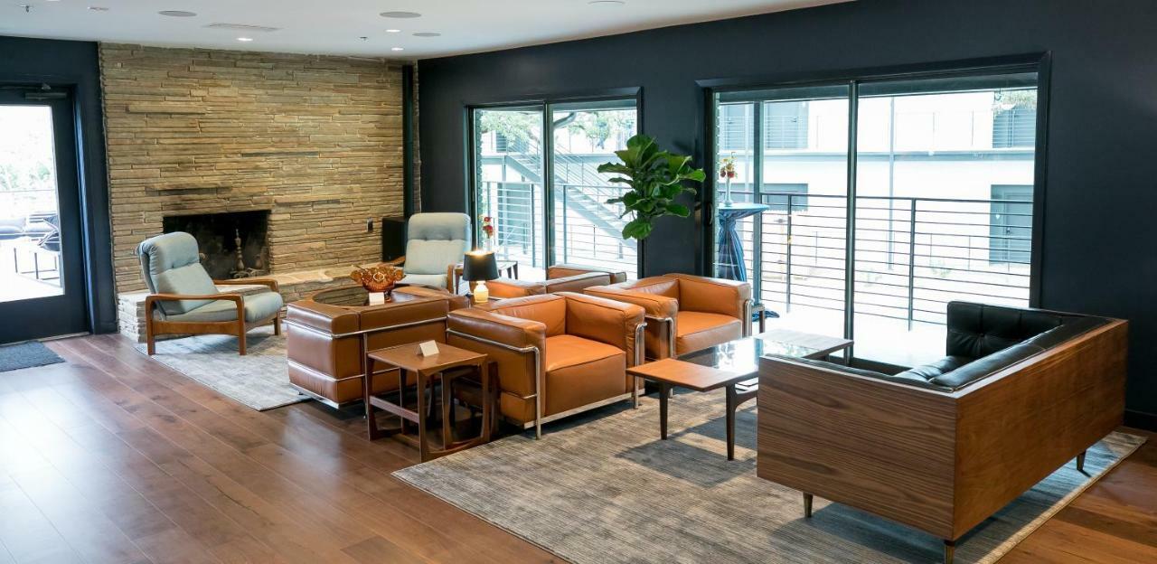 The Ruby Hotel Round Rock Extérieur photo